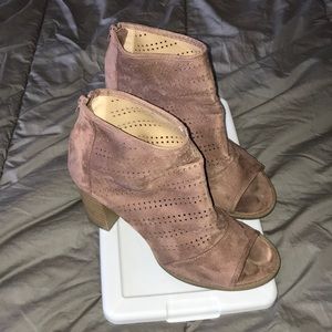 Desert Rose Chunky Heeled Booties